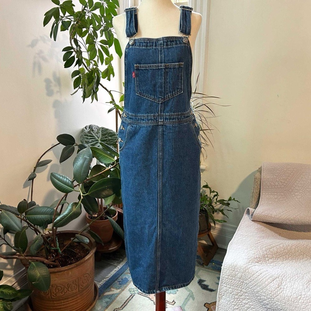 Levi's Light to Medium Blue Denim Overalls Dress